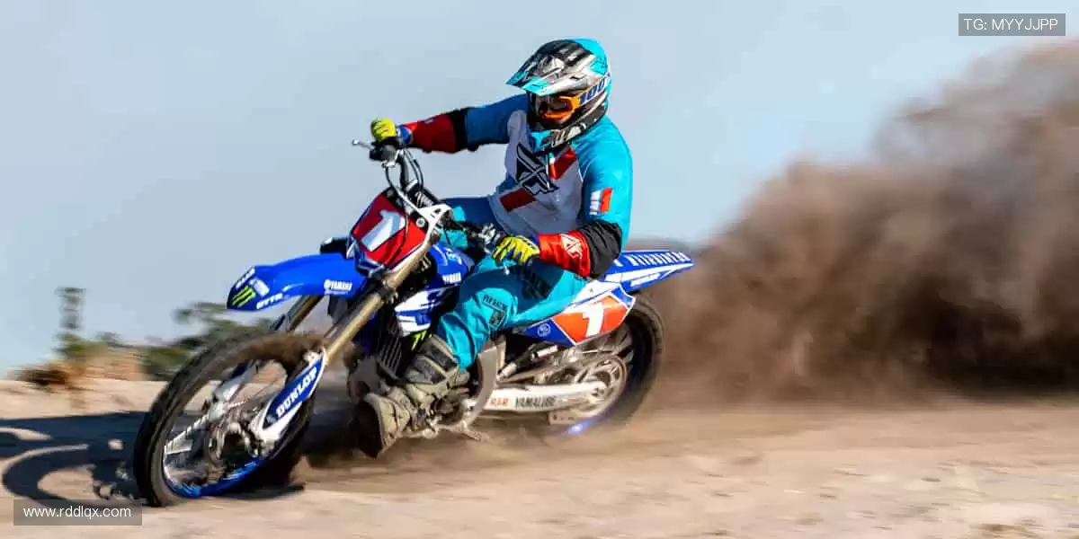 装备升级,潮流同款等你 Pick!🎁👟 专业品质,助力每一次突破!